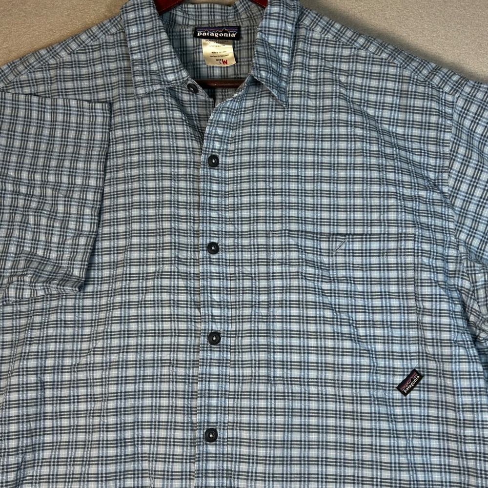 Patagonia Mens Large Blue Plaid Short Sleeve Button Down Shirt Organic Cotton